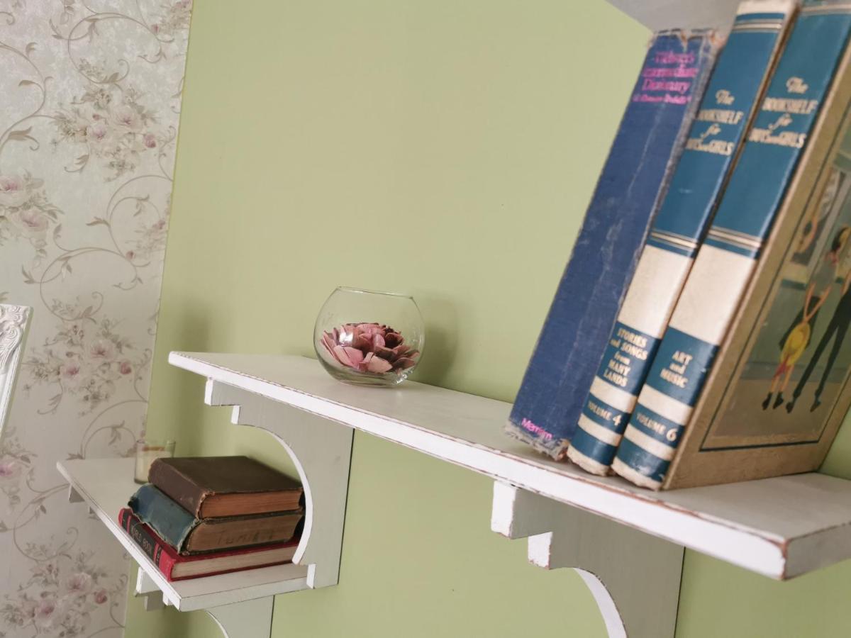 Chic Apartment Braila Bagian luar foto