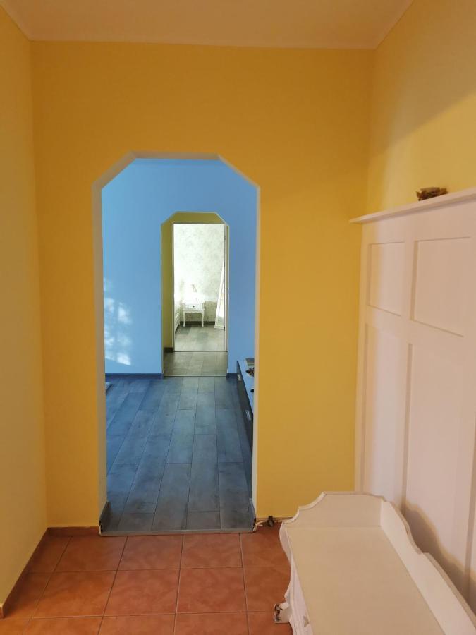 Chic Apartment Braila Bagian luar foto